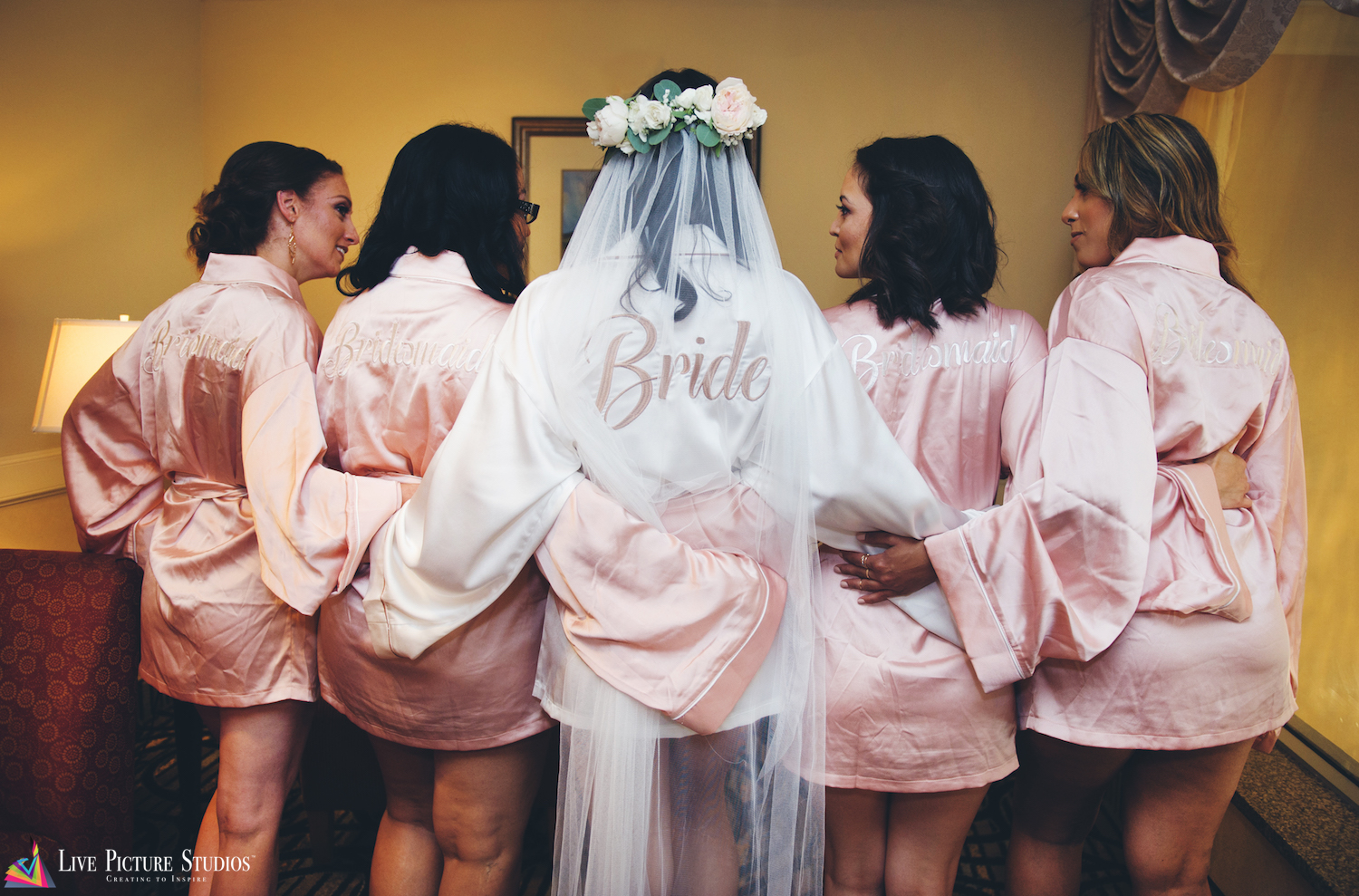 Nj Wedding Photography Pros On Why Bridal Party Robes Are The Trend